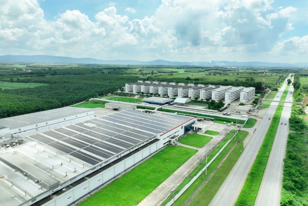 Energy storage UK - Industrial solar on factory